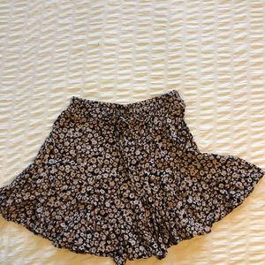 High waisted shorts with fun animal print!